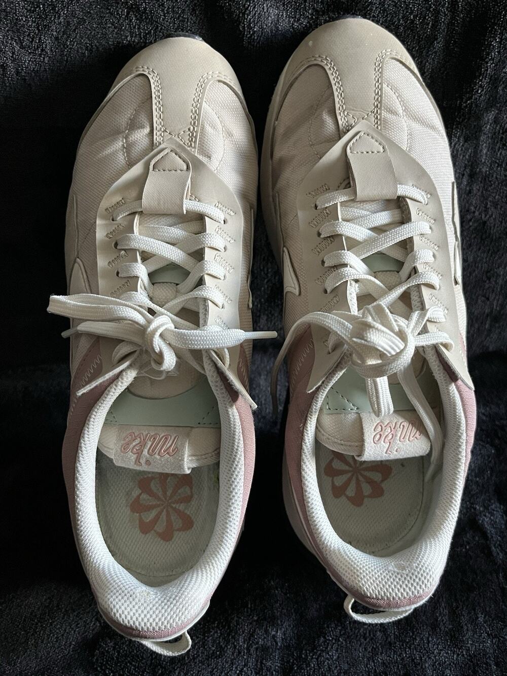Nike Womens Sneakers Size 10 DQ4989-206 Beige Pink Green Lace Up Athletic Casual